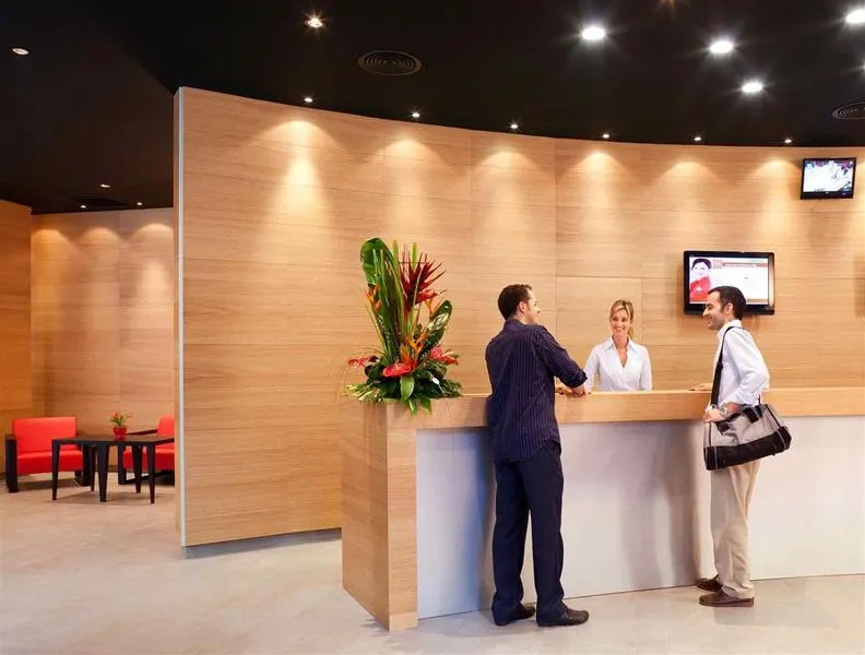 Lobby, Ibis Barcelona Pza Glories 22, Barcelona