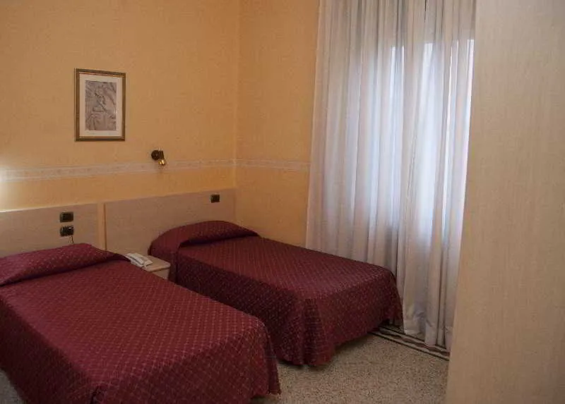 Room, Casa La Salle, Rome