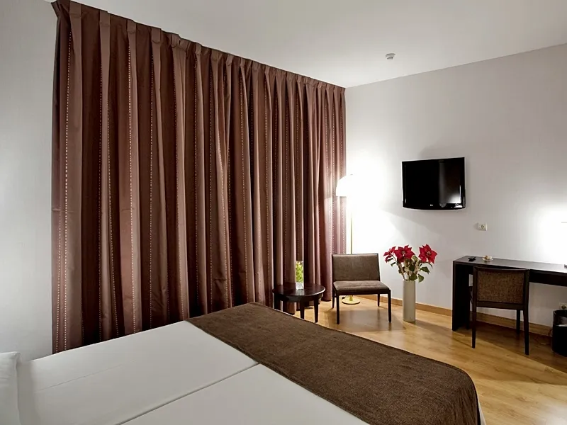 General view, Hostal Carlos III, Madrid