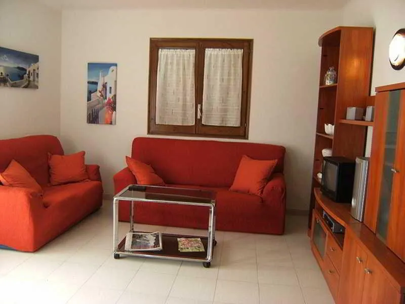 APARTMENT CAPACITY 4 TWO BEDROOMS Room, Cala Montgo 2D, Costa Brava