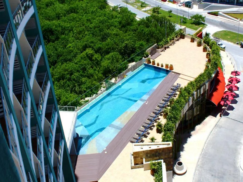 Pool, Krystal Urban Cancún & Beach Club, Cancun Area