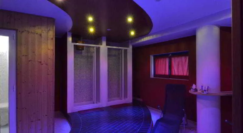 Sports and Entertainment, Welcome Hotel, Milan