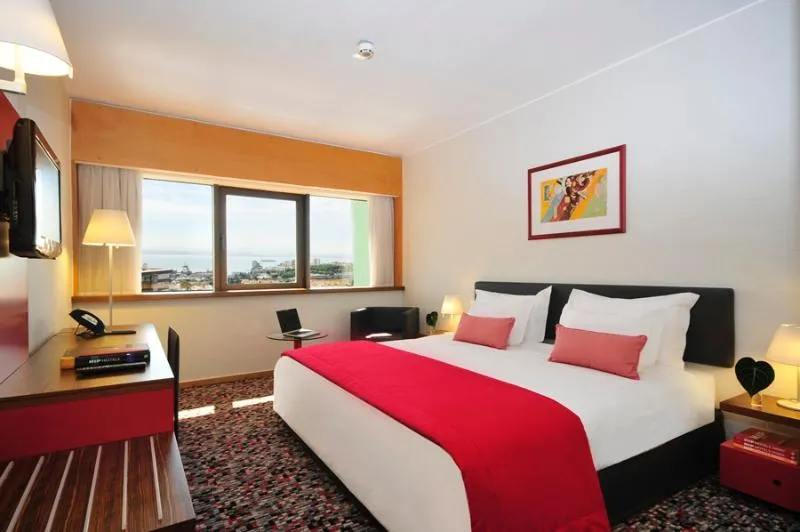 DOUBLE STANDARD Room, Ramada by Wyndham Lisbon, Lisbon