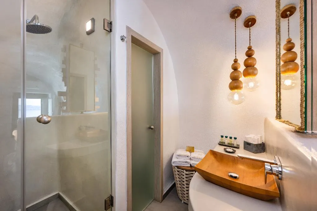 SUITE WITH JACUZZI Room, Athina Luxury Suites, Santorini