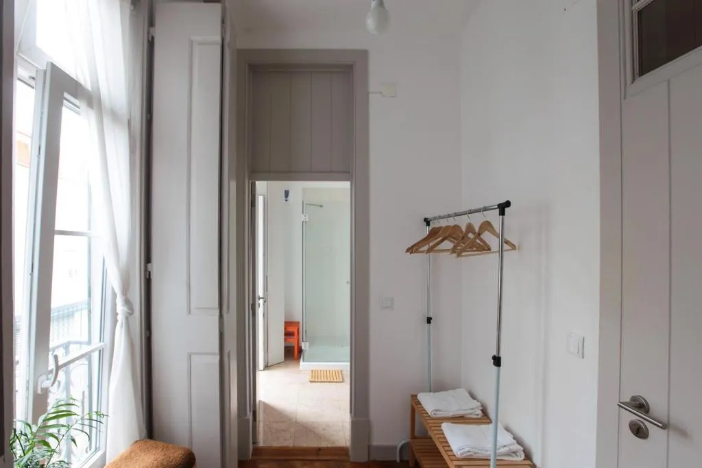 TWIN STANDARD Room, Inn Possible Lisbon Hostel, Lisbon