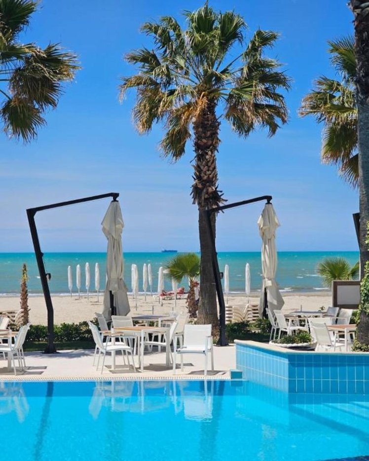 Blue Marine Beach Hotel, Durres