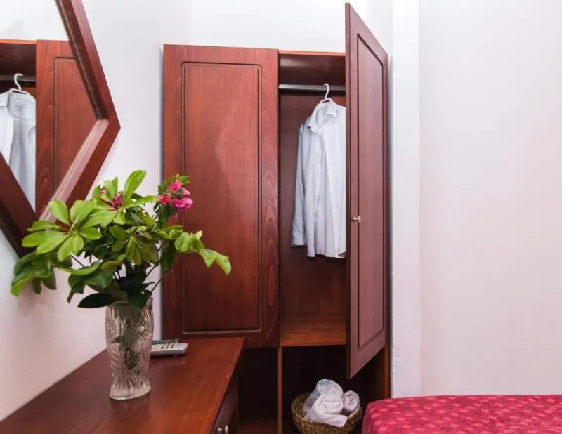 QUADRUPLE STANDARD Room, Ariadni Palace, Crete