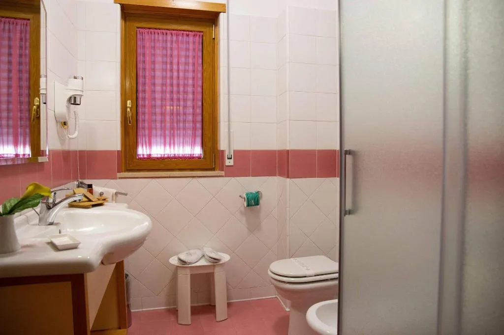 SINGLE STANDARD Room, Hotel Maddaloni, Naples