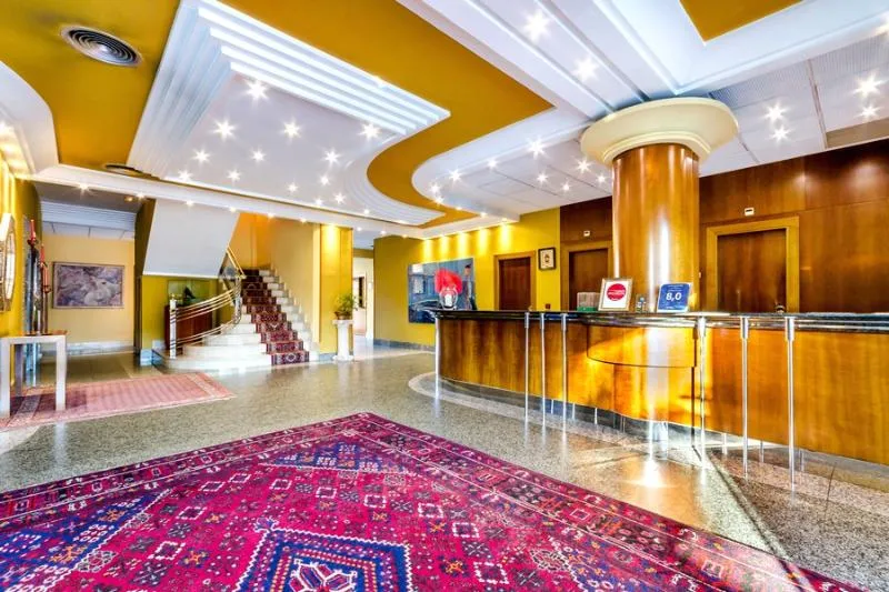 Lobby, Alda Río Tormes, Madrid