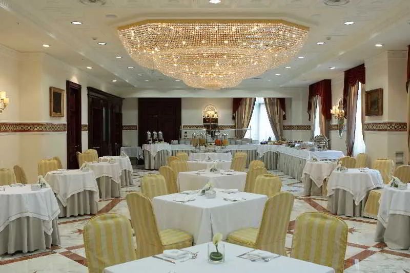 Restaurant, Grand Hotel Vanvitelli, Naples