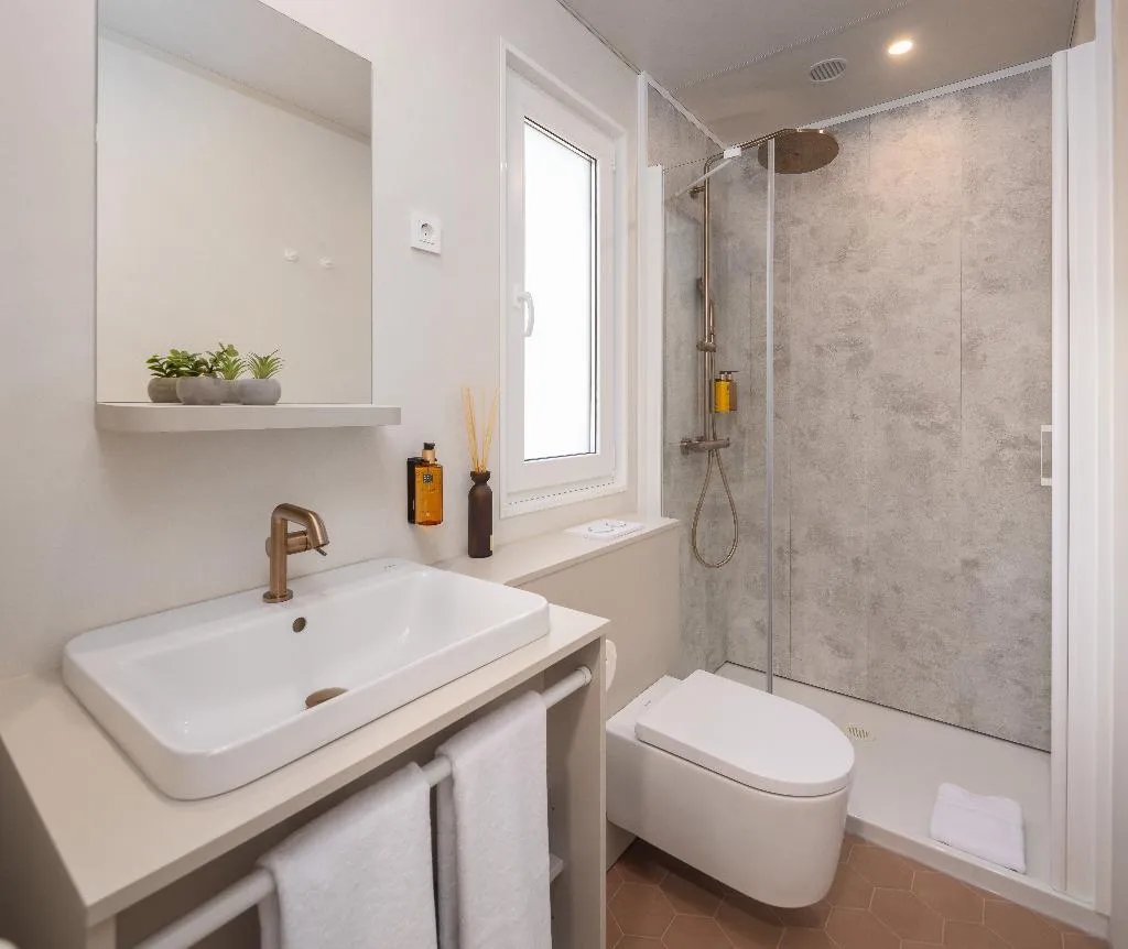 MOBILE HOME PREMIUM Room, Pinadria Camping Resort, Split