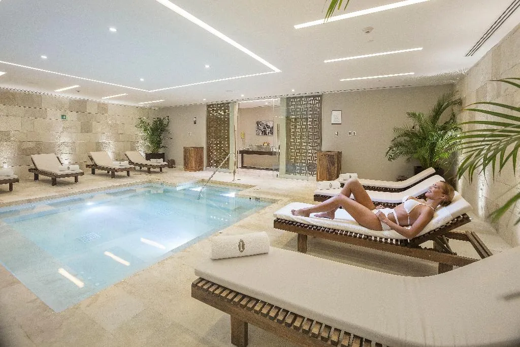 Sports and Entertainment, InterContinental Presidente Cancun Resort, Cancun Area