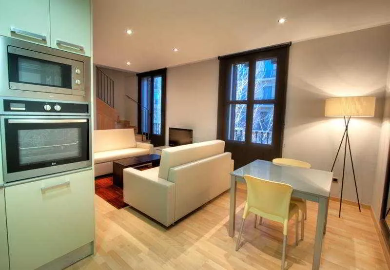 Room, Tamarit, Barcelona
