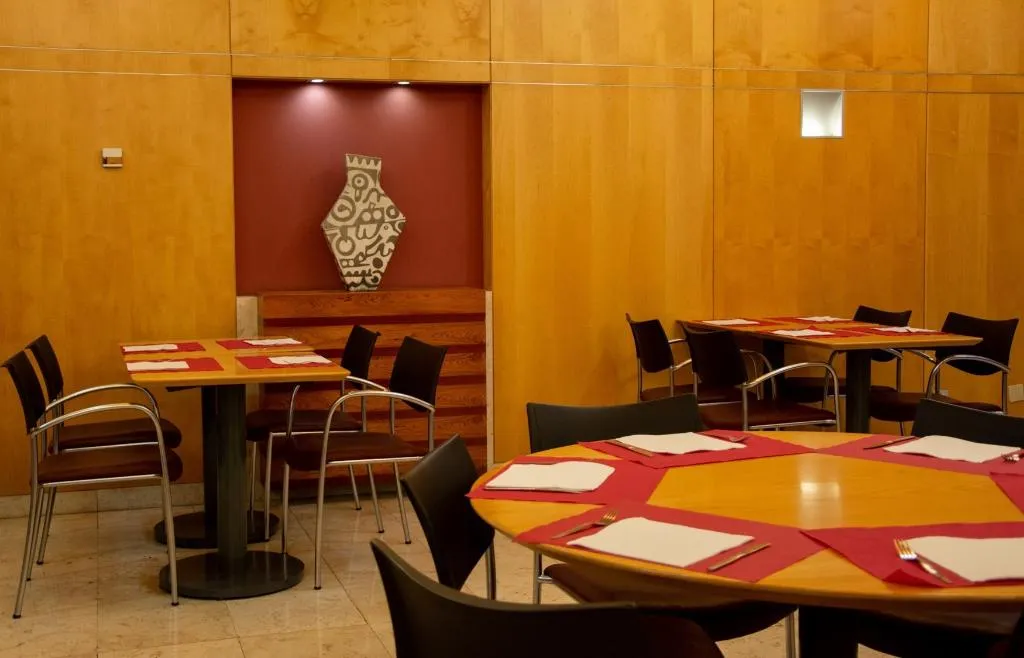 Restaurant, VIP Executive Entrecampos - Hotel & Conference, Lisbon