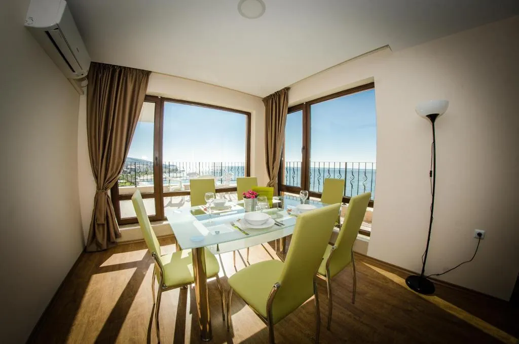 APARTMENT THREE BEDROOMS Room, Premier Fort Beach Hotel, Bourgas