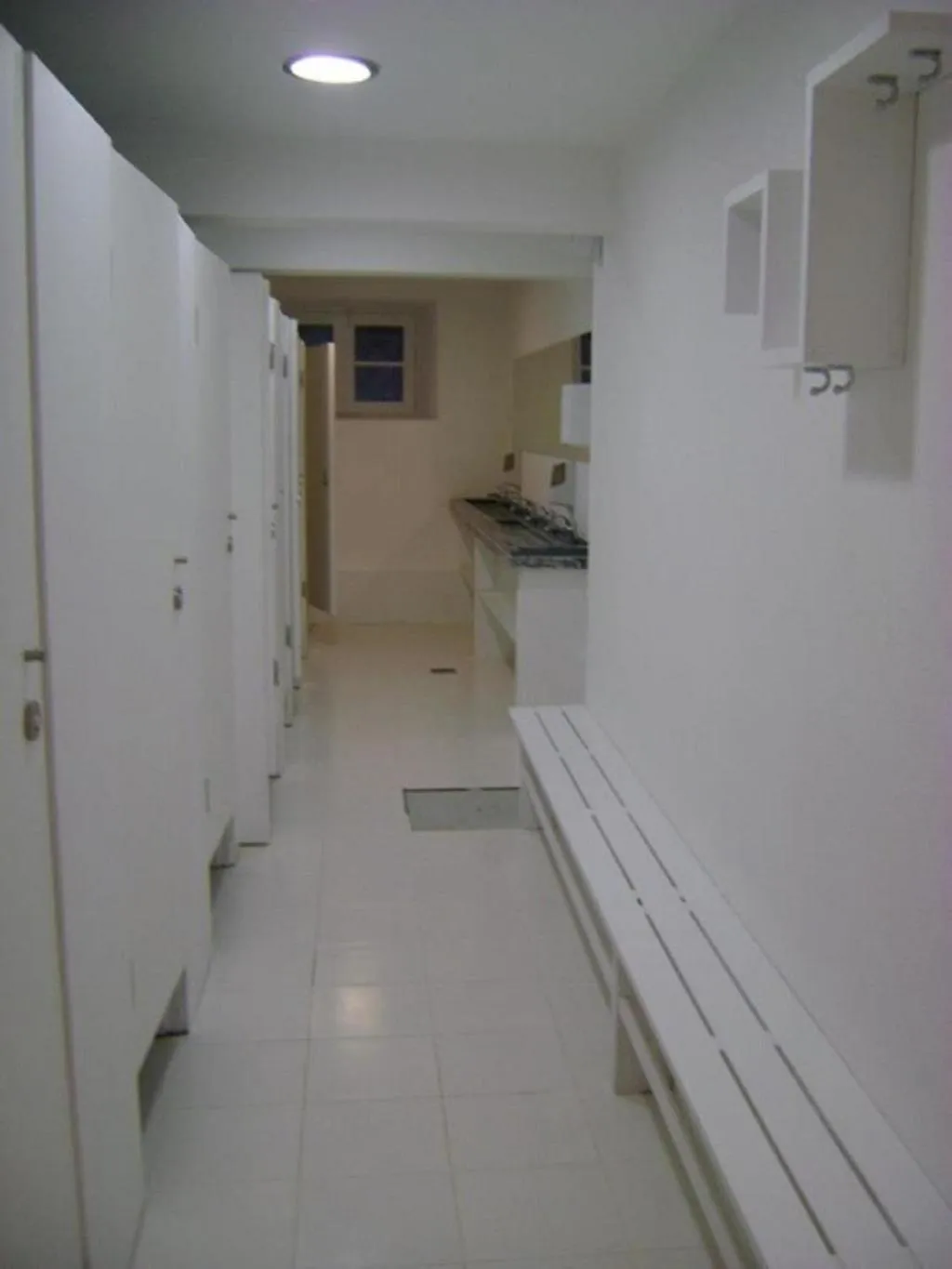Bed in dormitory WITH SHARED BATHROOM Room, WW Hostel & Suites, Porto