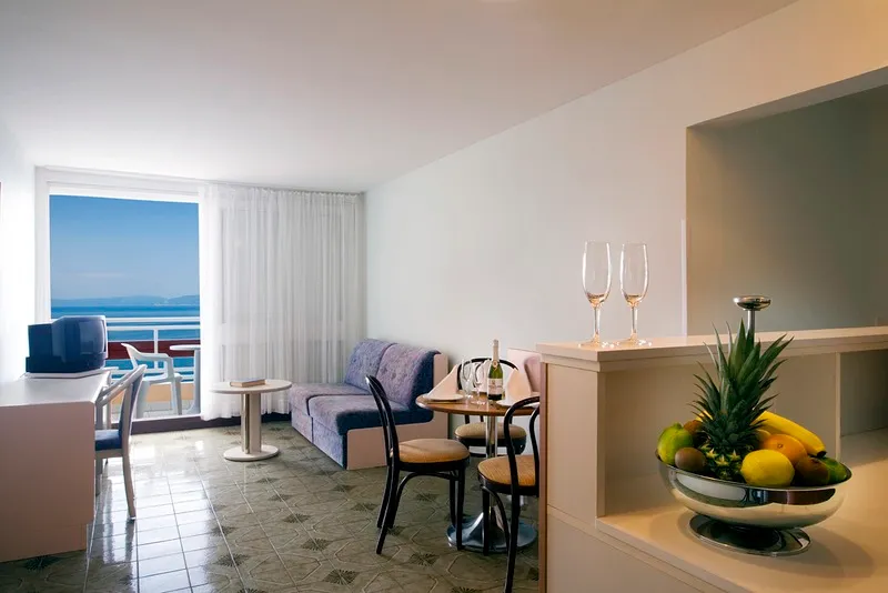 APARTMENT CAPACITY 3 Room, Albona Hotel & Residence, Istria