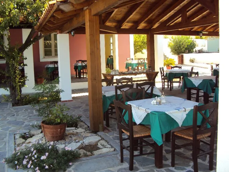 Restaurant, Mykali, Samos