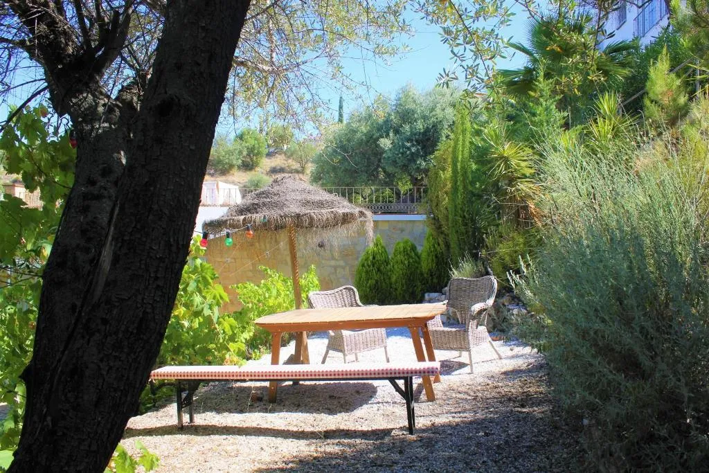 STUDIO GARDEN VIEW Room, El Níspero Dulce, Costa Del Sol