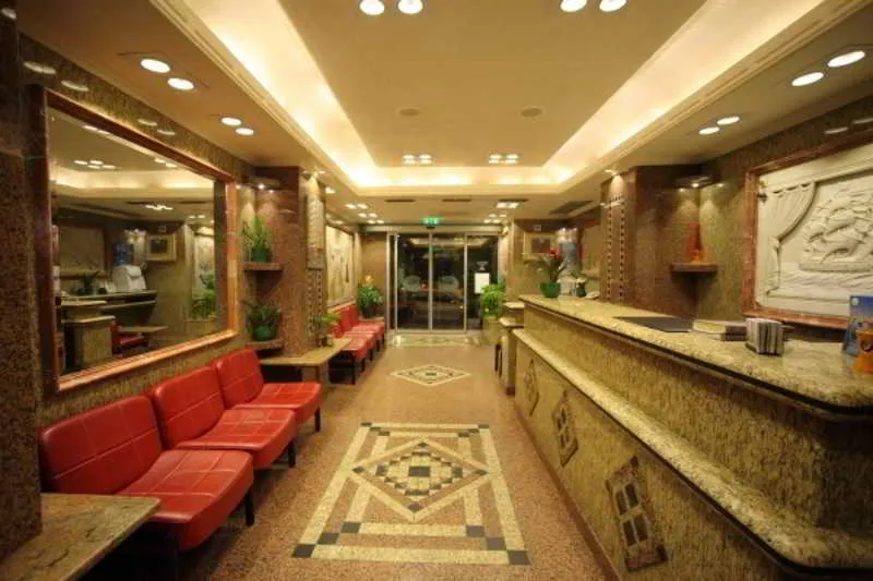 Room, Noufara, Athens