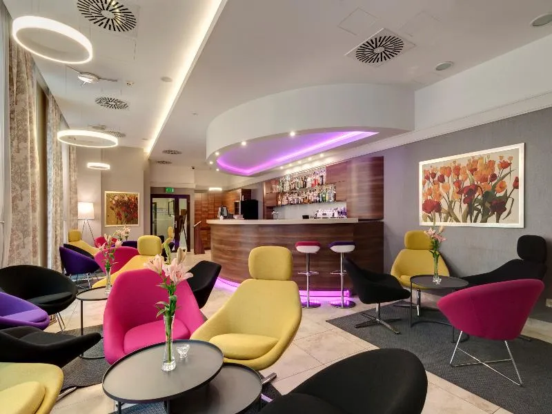 Bar, Golden Tulip Krakow City Center, Krakow