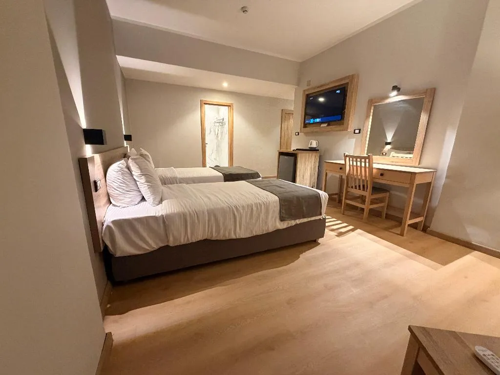 Double or Twin DELUXE Room, Atlas International Hotels, Cairo
