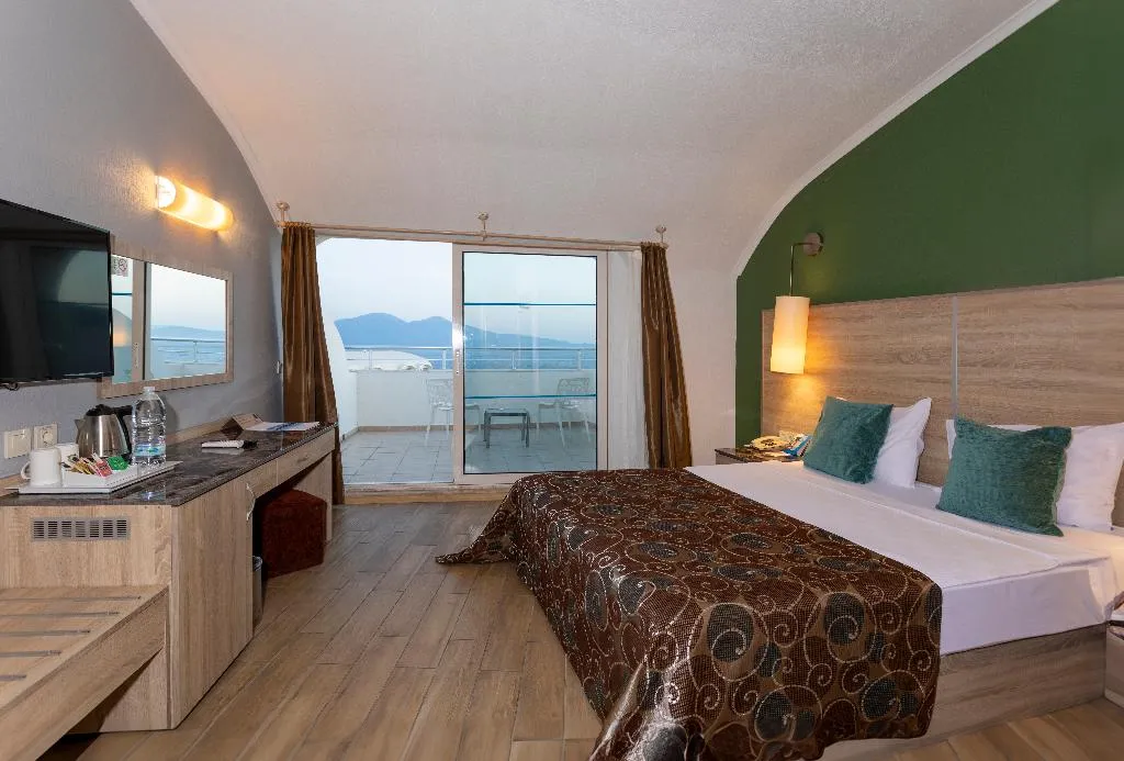 Room, Sealight Resort Hotel, Izmir