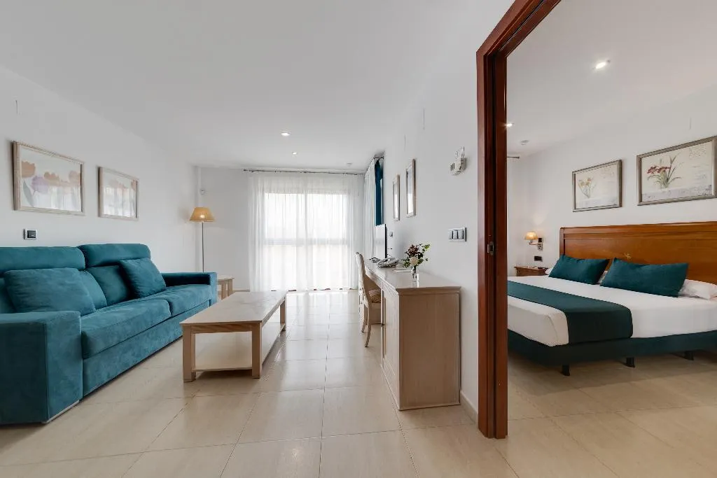 JUNIOR SUITE GARDEN VIEW Room, Daniya Denia Spa and Business, Costa Blanca