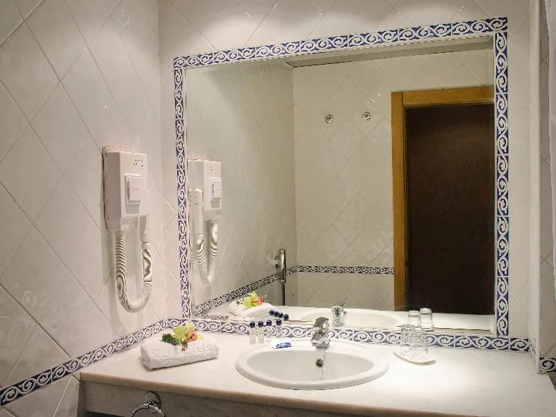 Double or Twin STANDARD Room, VIP Inn Berna, Lisbon