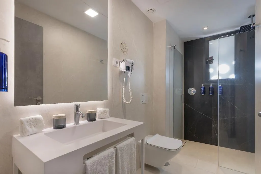 Double or Twin PREMIUM Room, Lima, Costa Del Sol