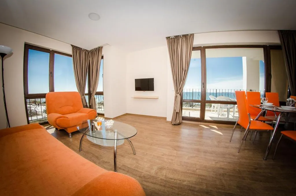 APARTMENT THREE BEDROOMS Room, Premier Fort Beach Hotel, Bourgas