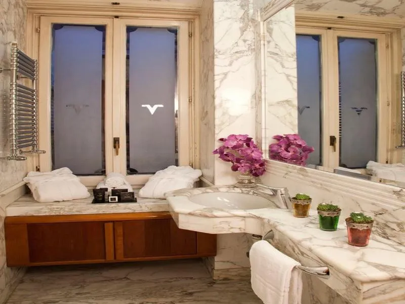 Room, Valadier, Rome