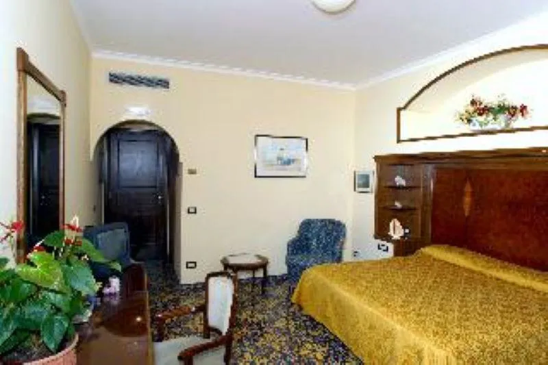 DOUBLE CLASSIC Room, La Tonnarella, Naples