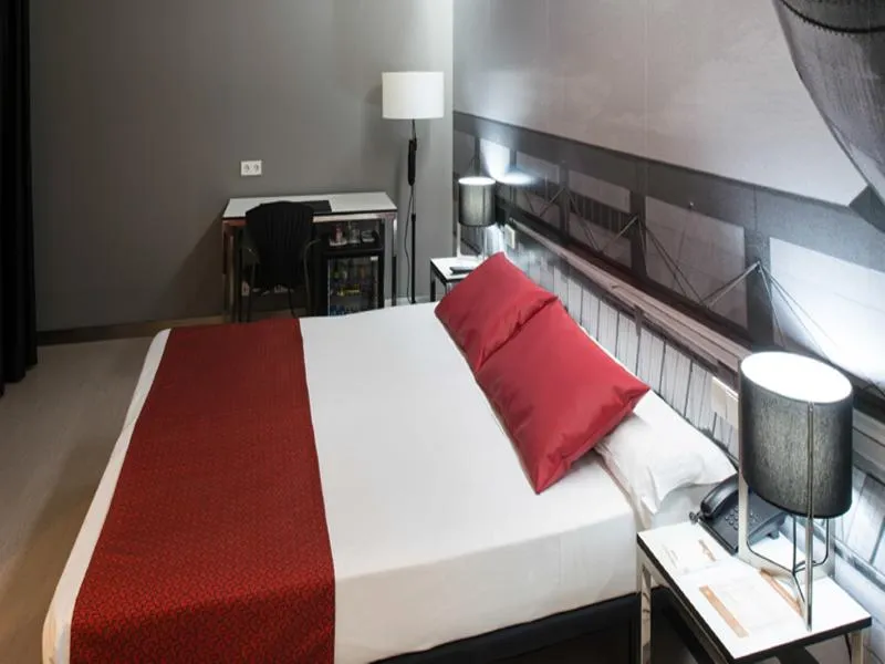 DOUBLE STANDARD Room, Catalonia Avinyo, Barcelona