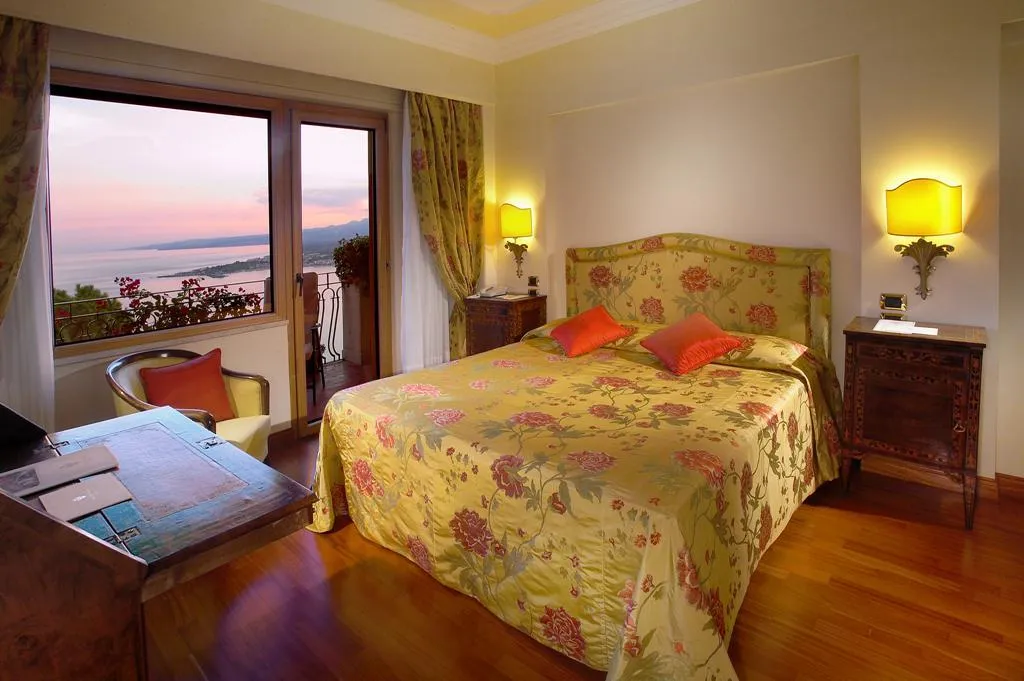 DOUBLE SINGLE USE SUPERIOR SEA VIEW Room, Villa Diodoro, Taormina