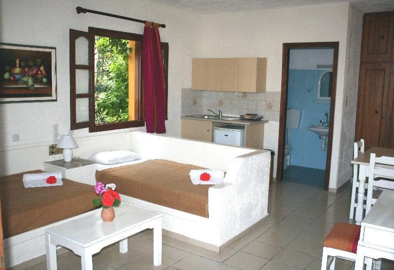 APARTMENT CAPACITY 6 Room, Semiramis Piskopiano, Crete