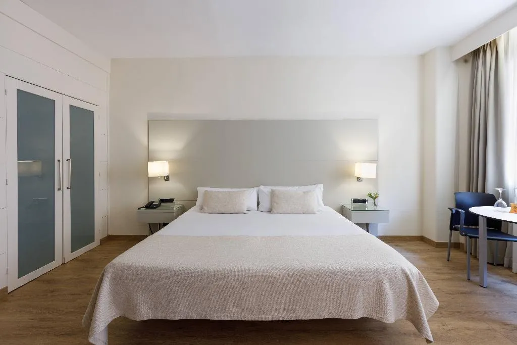 Room, Aparthotel Mariano Cubi, Barcelona