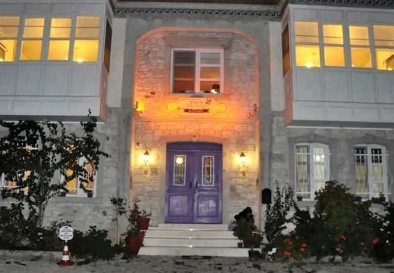 General view, Mor Salkim Konagi, Izmir