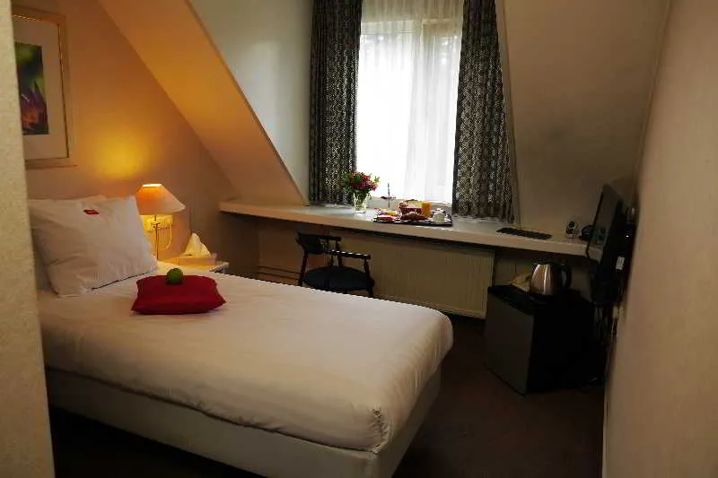 Room, Alp de Veenen Hotel, Amsterdam