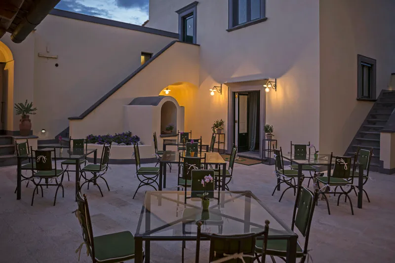 General view, Relais Regina Giovanna, Naples