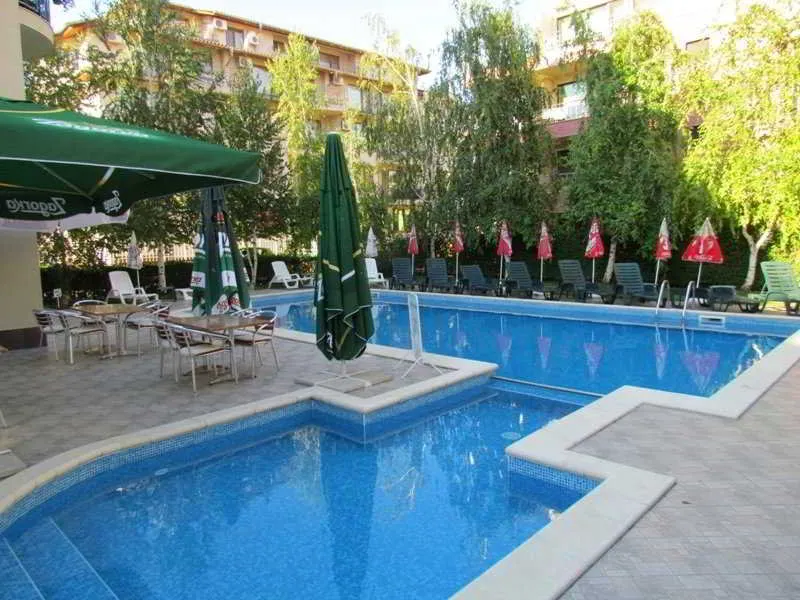 Pool, Aurelia, Bourgas