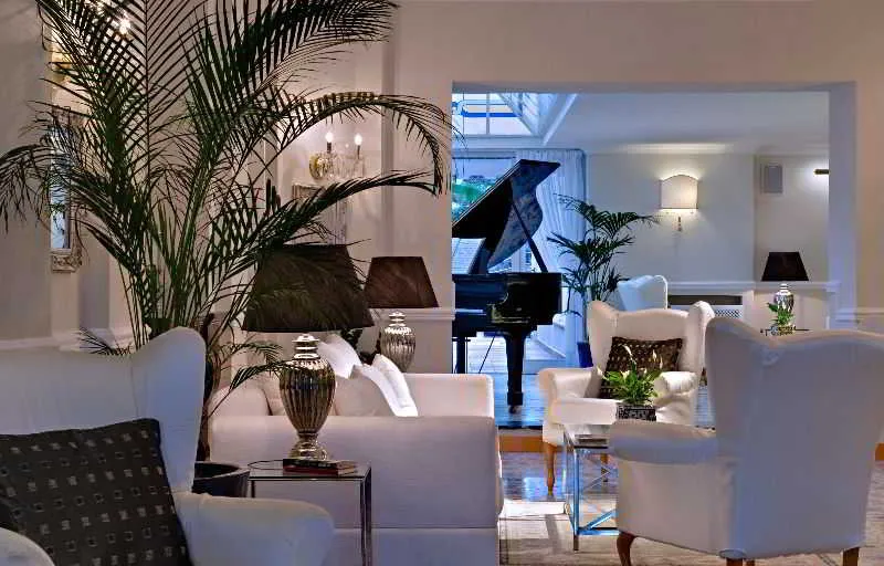 Lobby, Terme Mare Blu, Naples