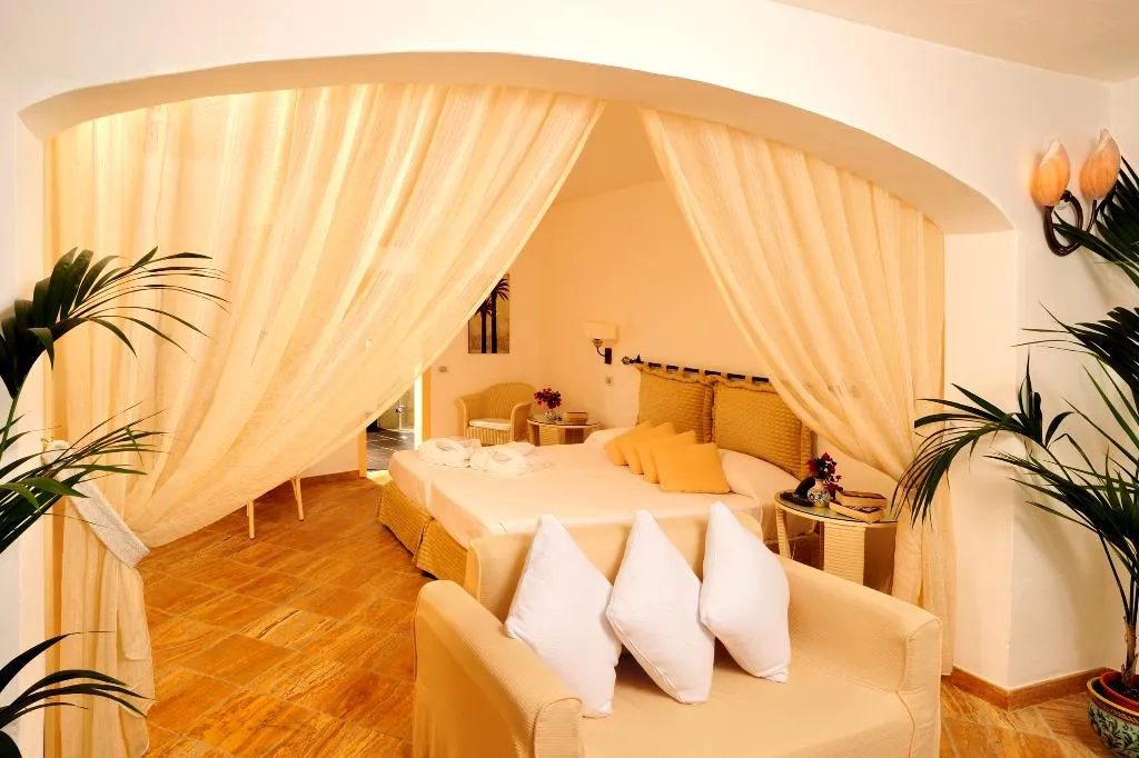 QUADRUPLE STANDARD Room, Le Calette Bay, Palermo