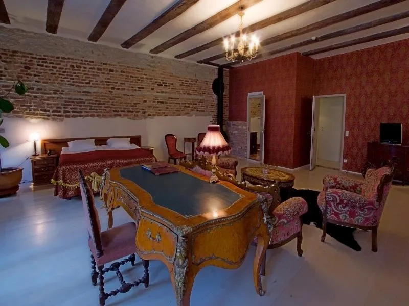 Room, St. Olav, Tallinn