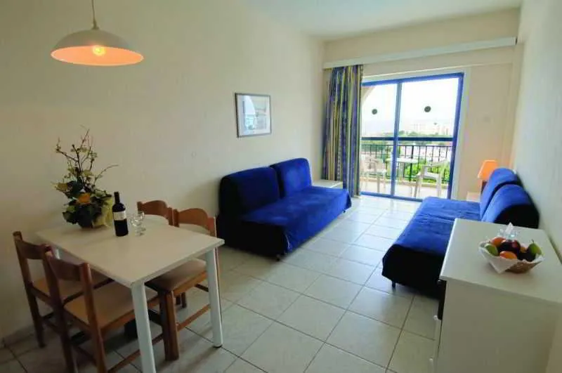 STUDIO CAPACITY 1 Room, Crown Resort Elamaris, Cyprus
