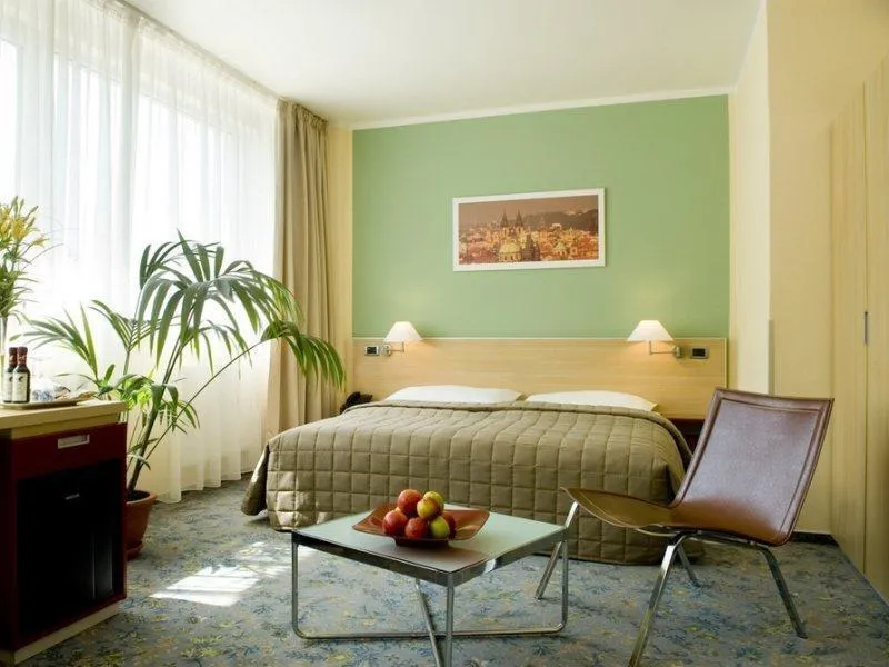 FAMILY ROOM SUPERIOR Room, Michael Hotel Prague, Prague