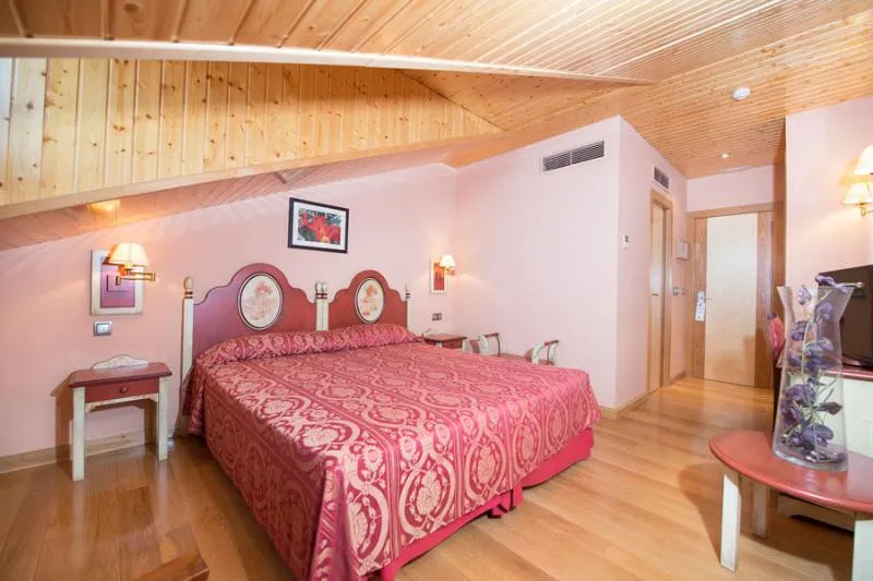 Double or Twin DELUXE Room, Hospederia La Canada, Madrid