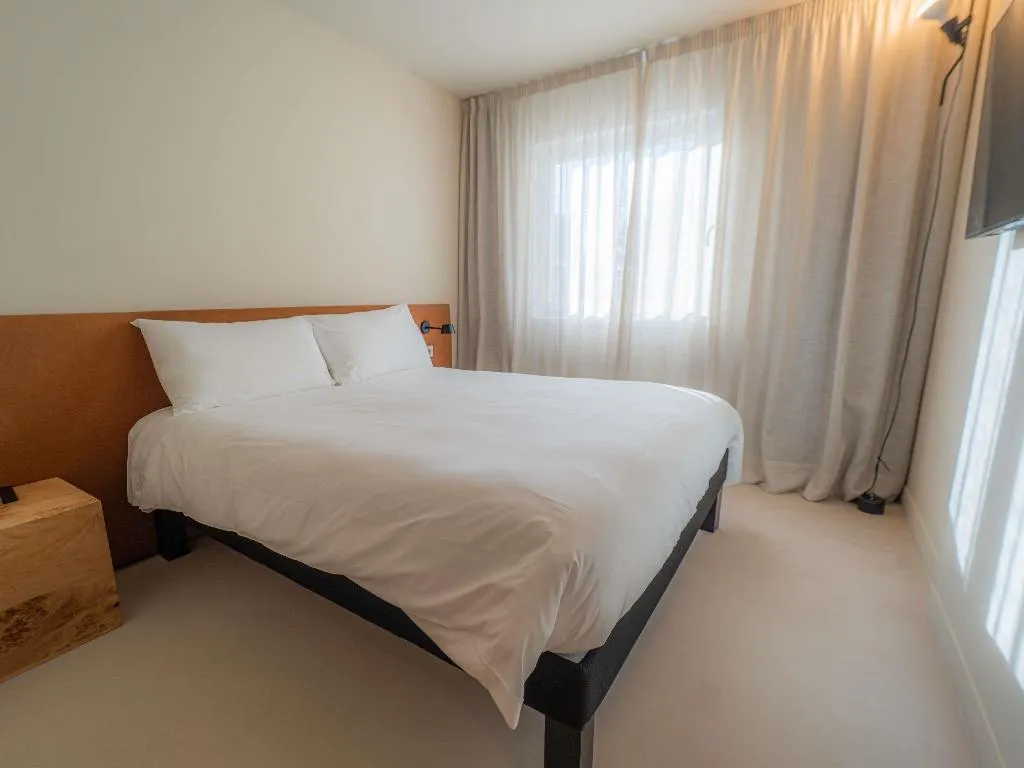 DOUBLE SUPERIOR Room, Ibis Valencia Alfafar, Valencia