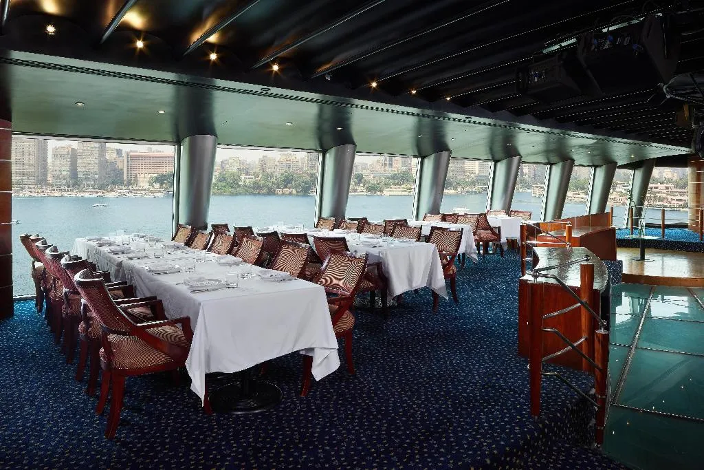 Restaurant, Hilton Cairo Grand Nile, Cairo