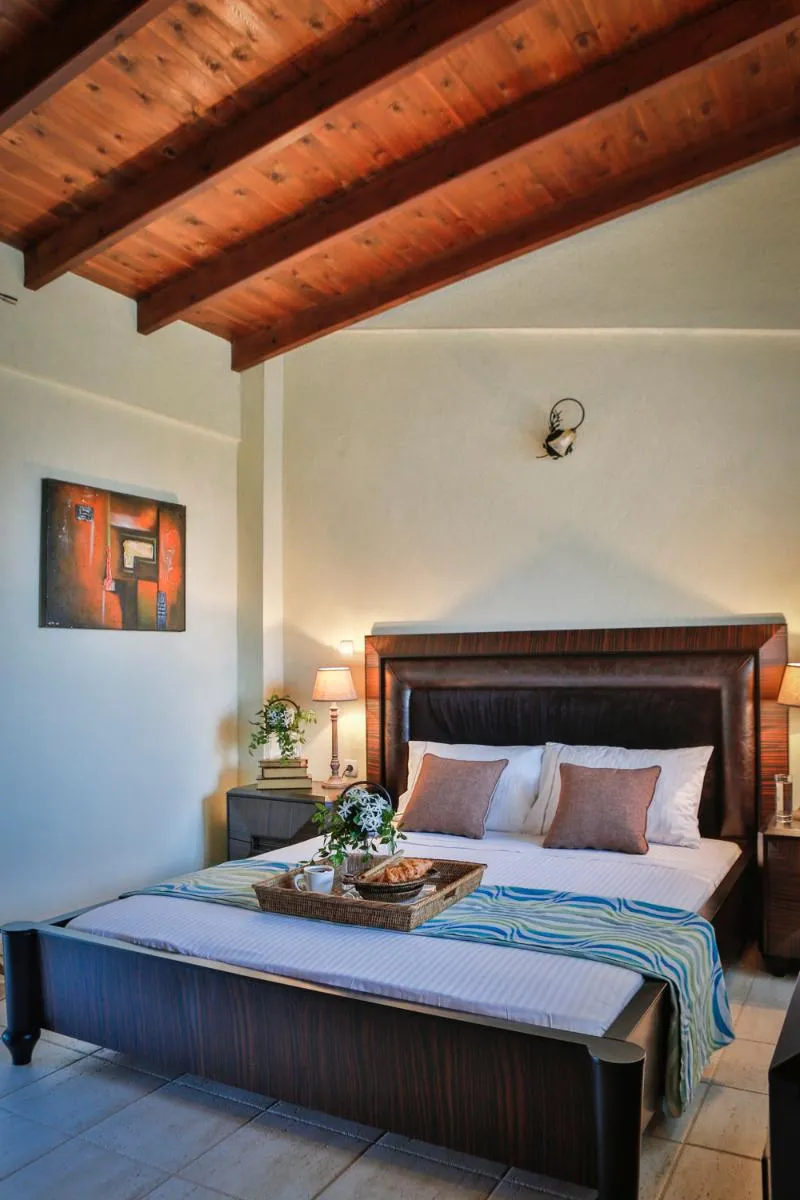 SUITE TWO BEDROOMS ONE BATHROOM Room, Stigmes Villas and Suites, Thessaloniki
